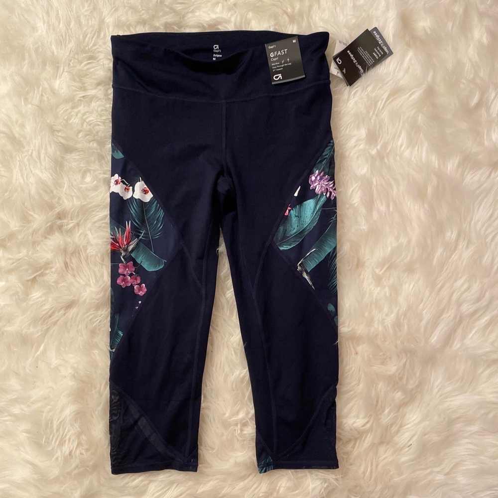 Gapfit eclipse capris - Picture 4 of 11
